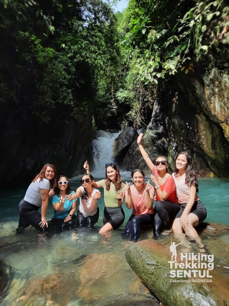 paket trekking leuwi hejo sentul 2