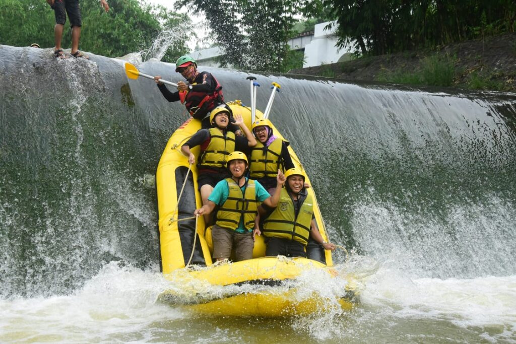 Rafting Murah di Bogor
