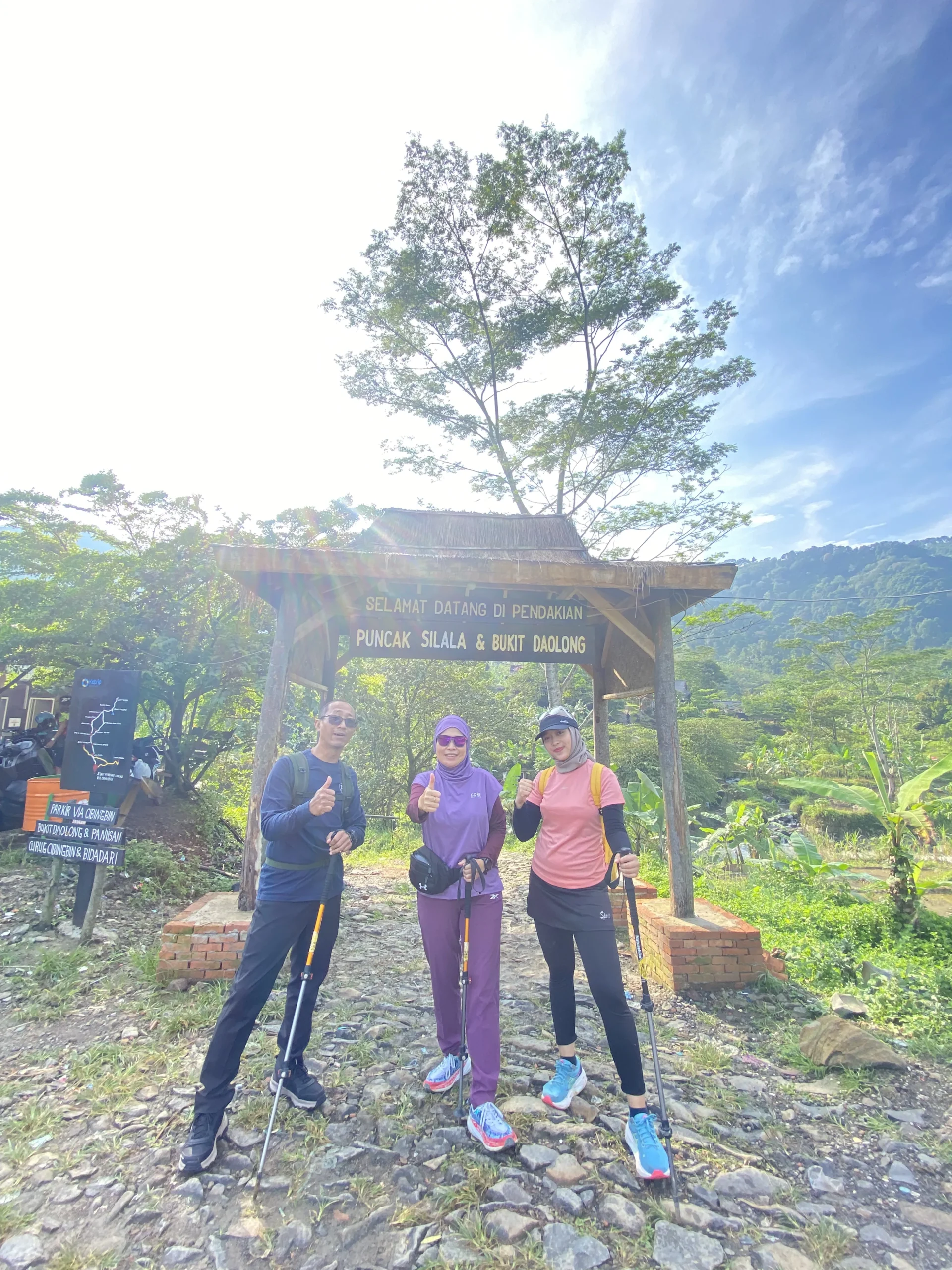 hiking ke puncak silala bukit daolong