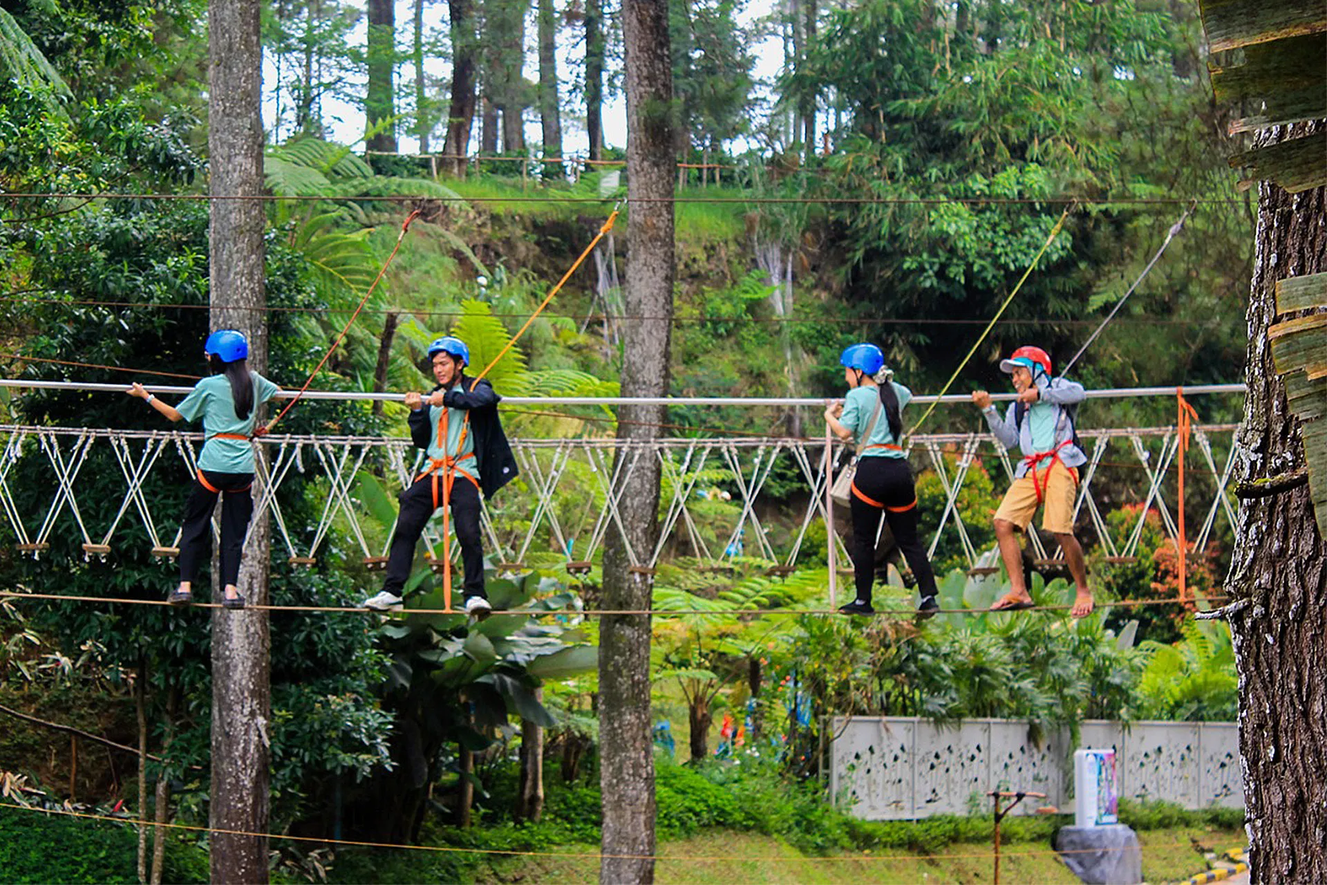 Lokasi Team Building Lembang Cikole Bandung